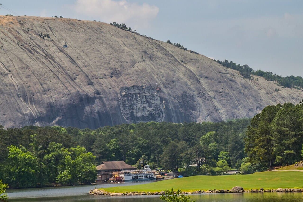 Atlanta Evergreen Lakeside Retreat 3